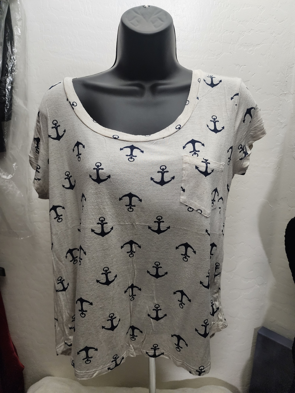love J Ivory Scoop Neck Tee with Navy Anchor Print